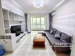 ���@һ̖�����b�ɾӣ��Rȫ